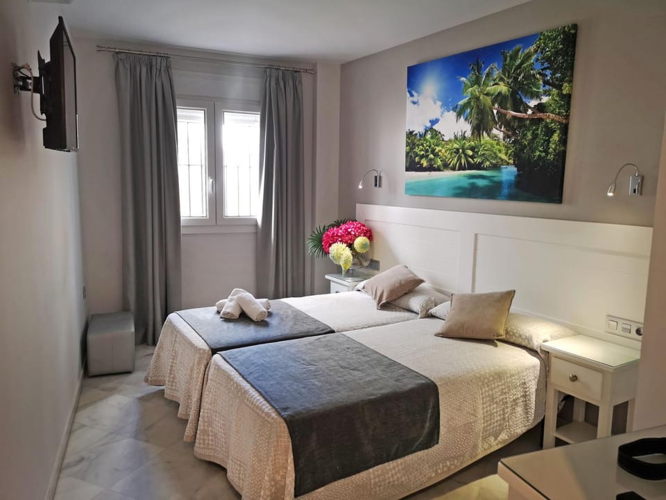 Hostal Bodega Bed and Breakfast in Conil de la Frontera