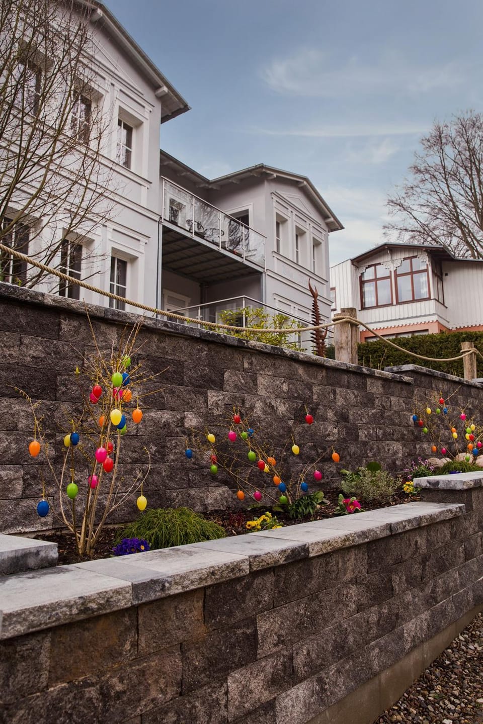Property building, Spring, Off site