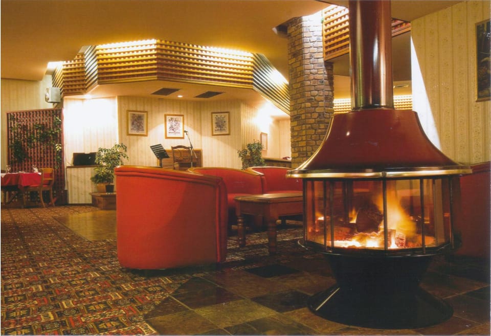 Lounge or bar