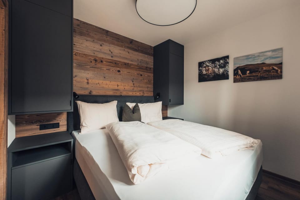 Bedroom, children