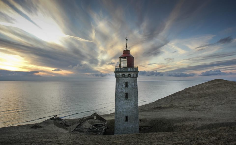 Nearby landmark, Natural landscape