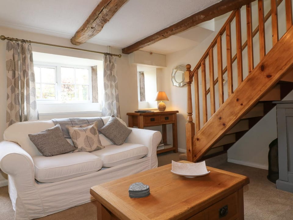 Daisy Cottage House in Derbyshire Dales District