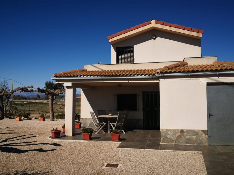 Patio, Facade/entrance