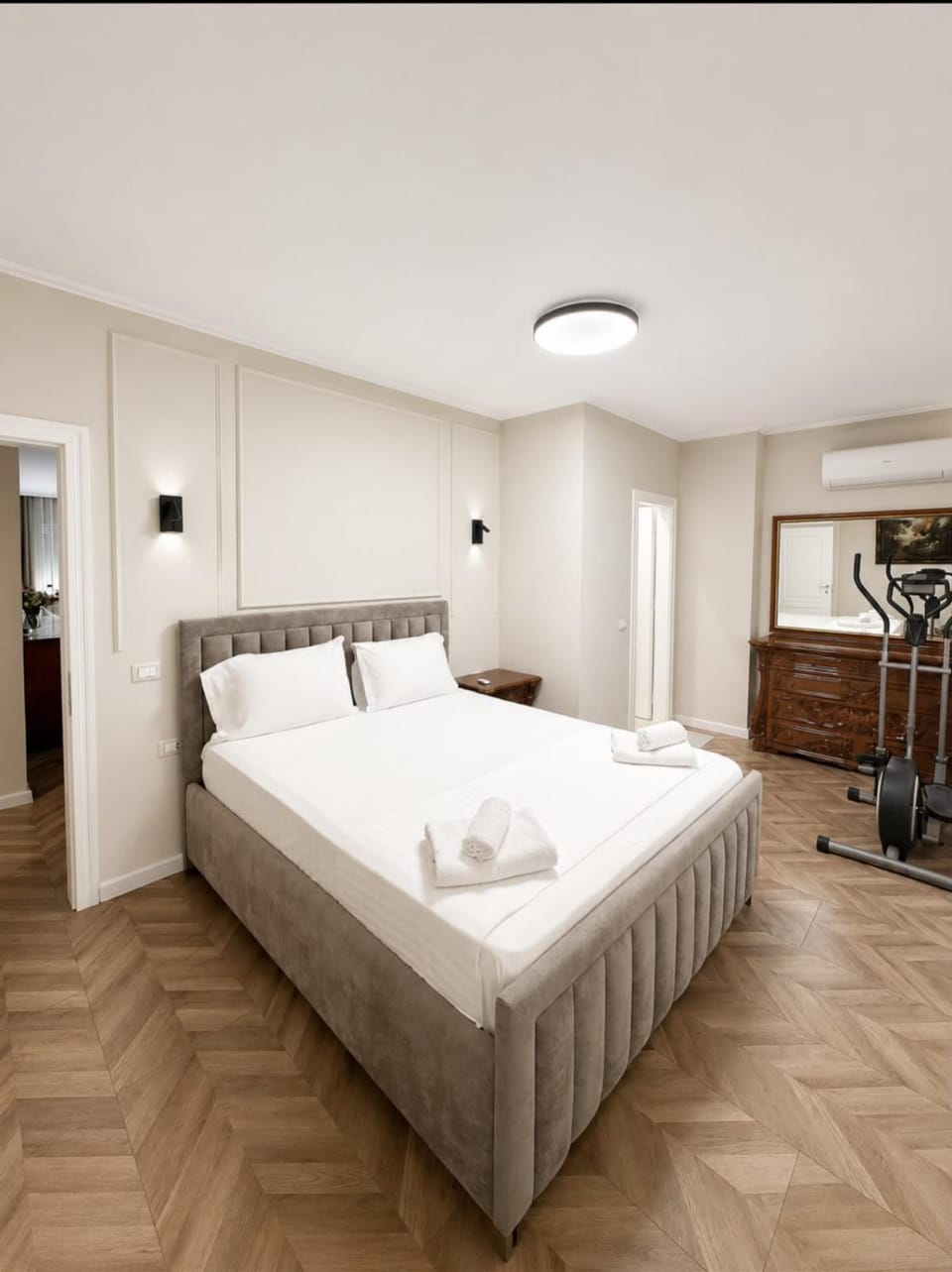 Prince Hotel Hotel in Tirana