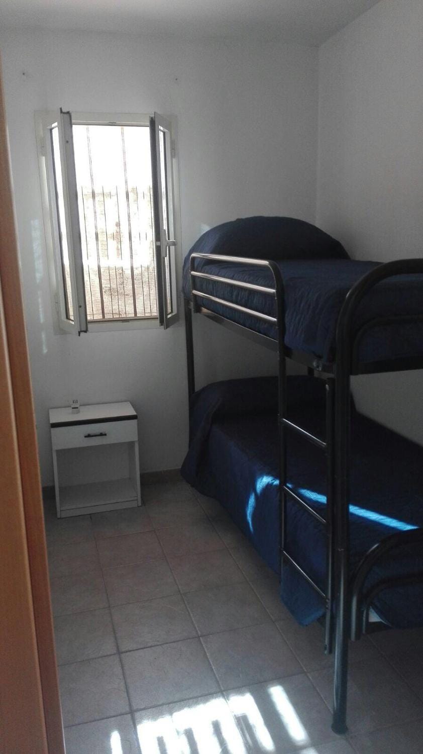 Bed, Bedroom, bunk bed