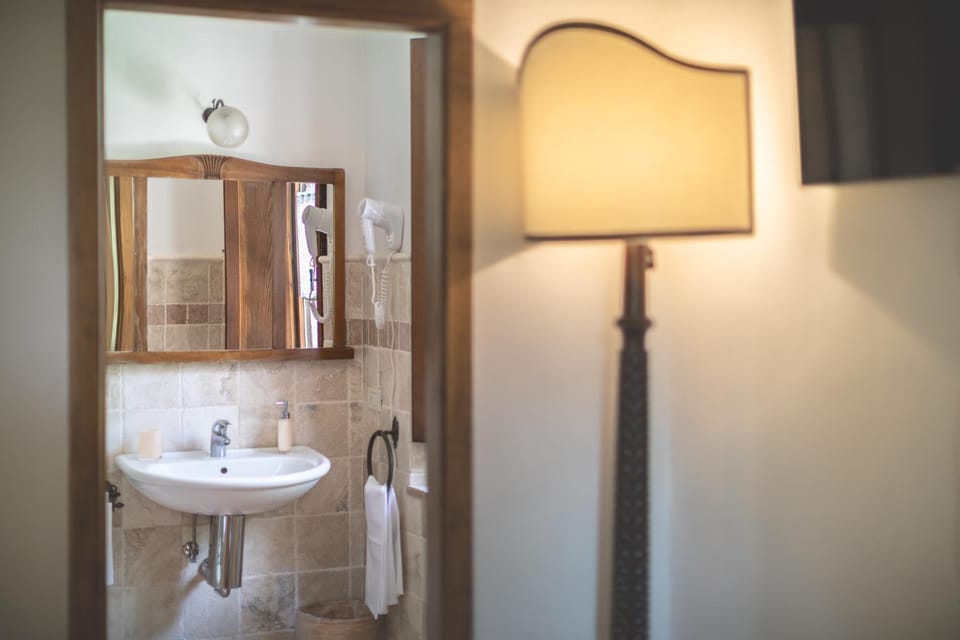 Bathroom, Decorative detail, Decorative detail