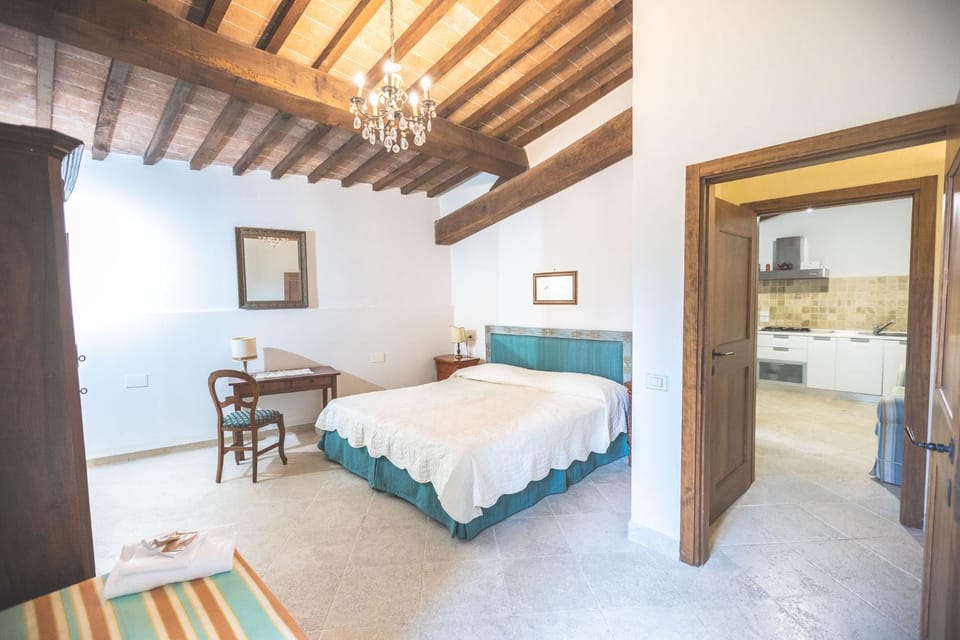 Agriturismo diffuso Tenuta Armaiolo - widespread farmhouse Farm Stay in Tuscany