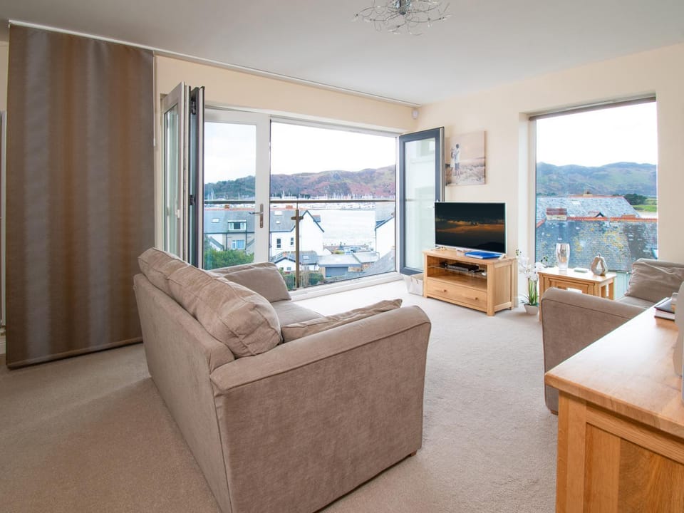 The Moorings Apartment in Deganwy