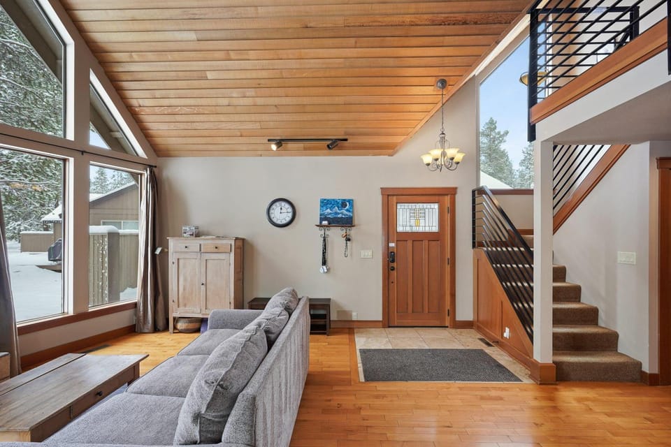 8 Mt Baker House in Sunriver