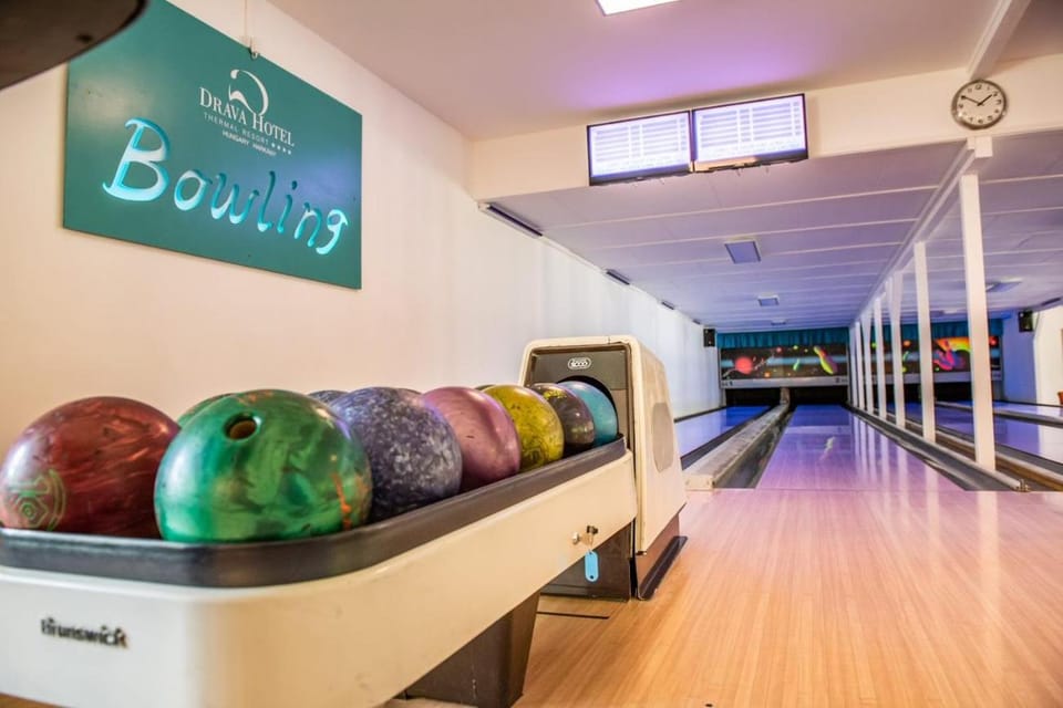Bowling
