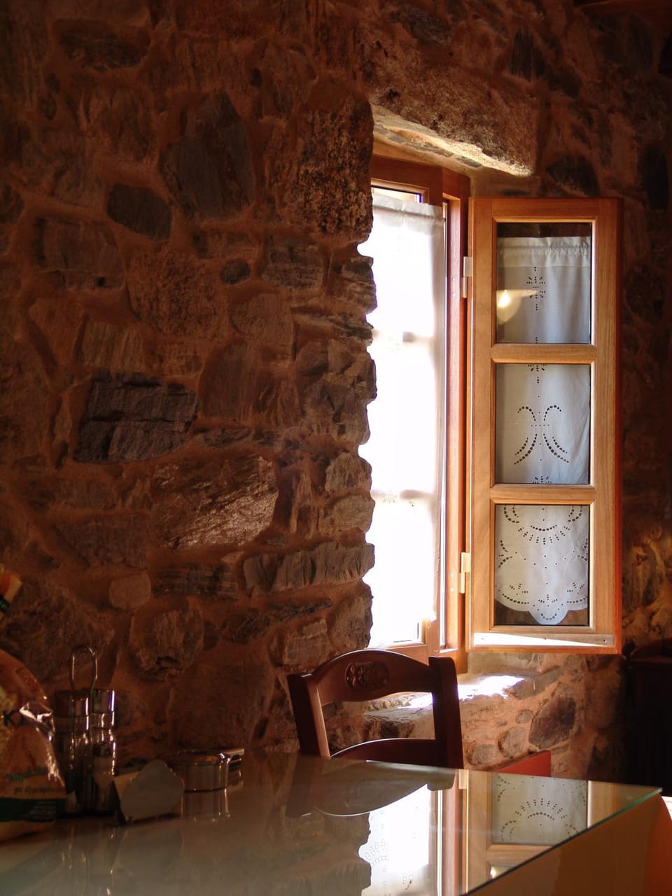 Neromylos Apartment in Islands