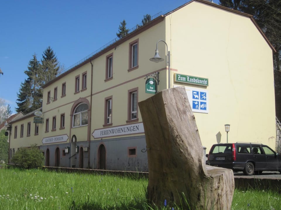 Property building, Facade/entrance