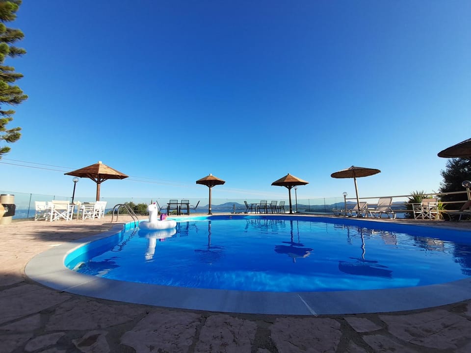 Pool view, Swimming pool