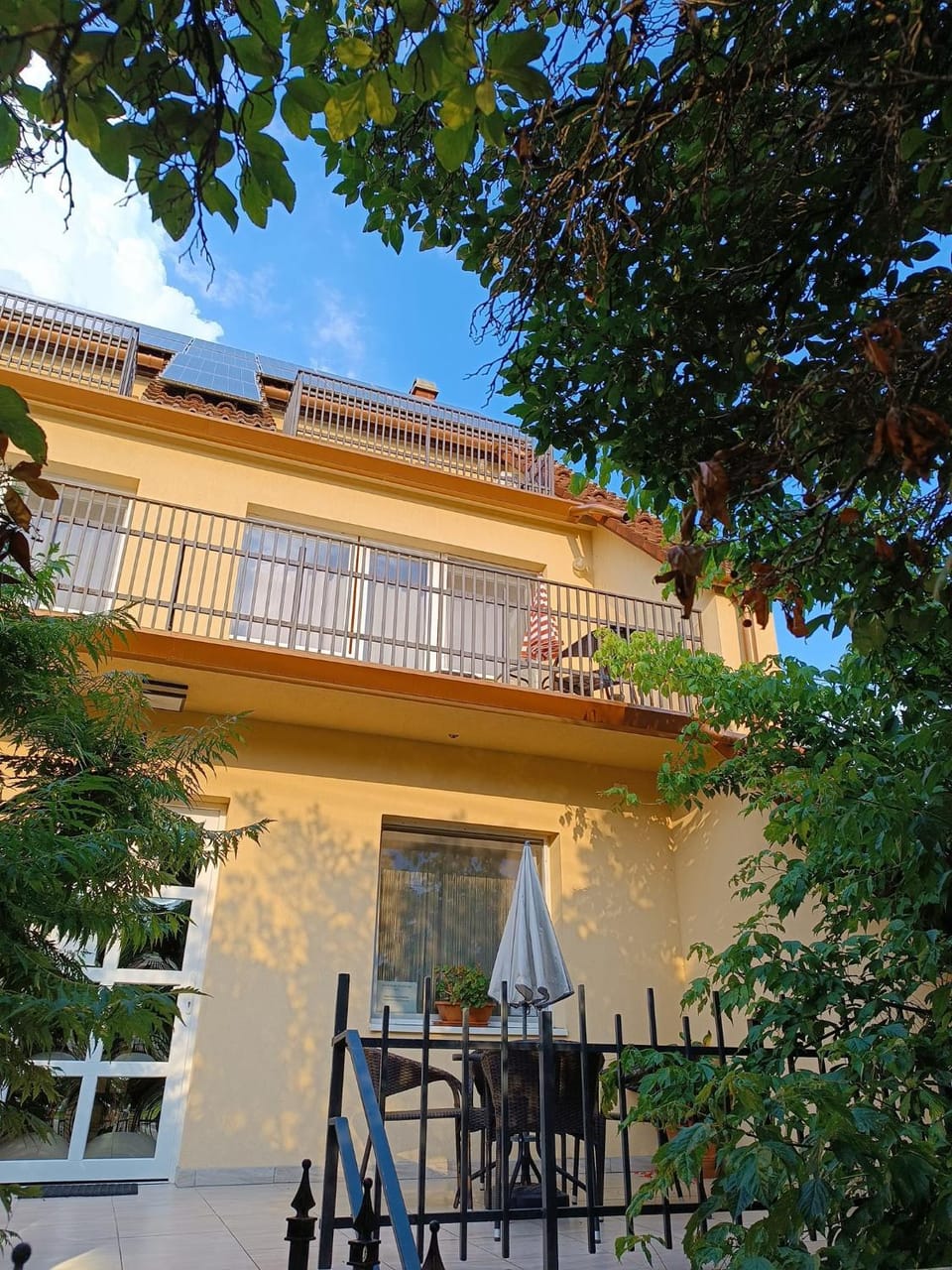 Property building, Balcony/Terrace