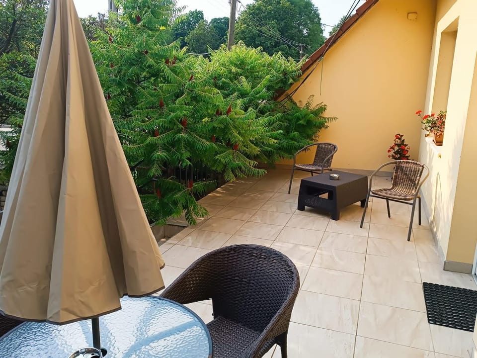 Property building, Balcony/Terrace