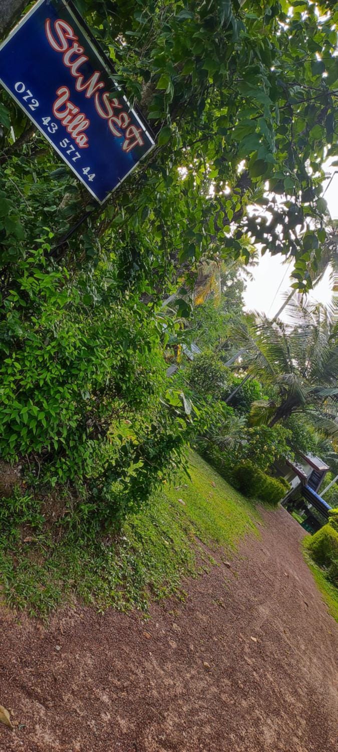 Sunset Villa Bed and Breakfast in Western Province