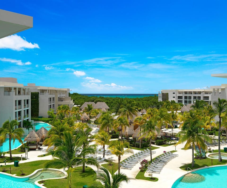 Activities, Garden, View (from property/room), Balcony/Terrace, Sea view, Swimming pool
