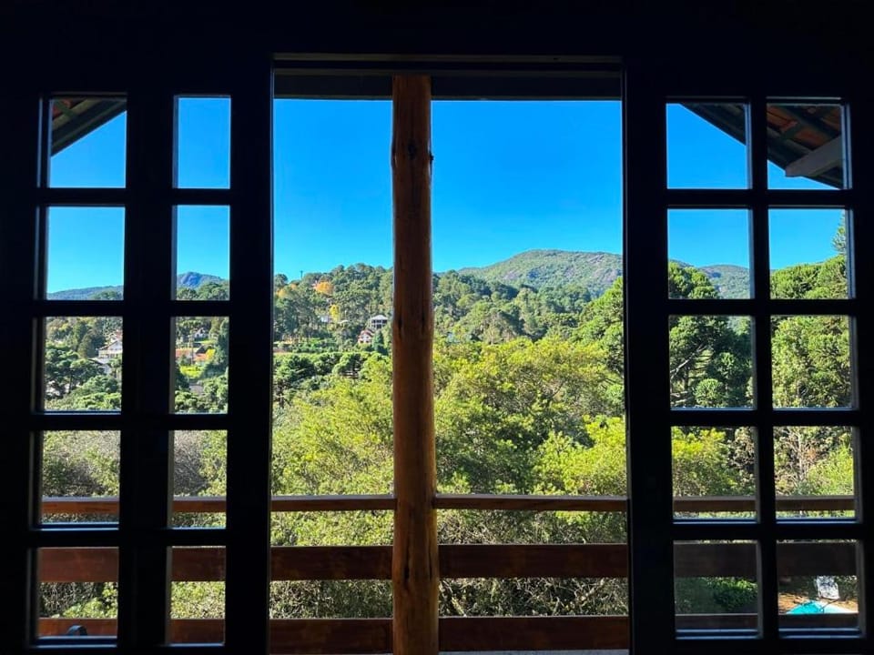 Living room, Mountain view