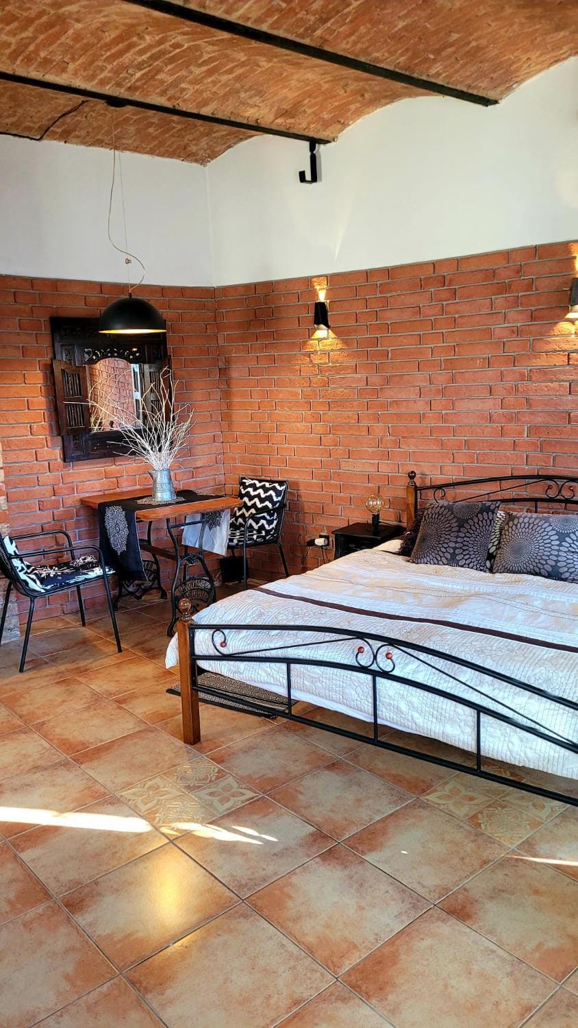 Bed, Living room, Seating area