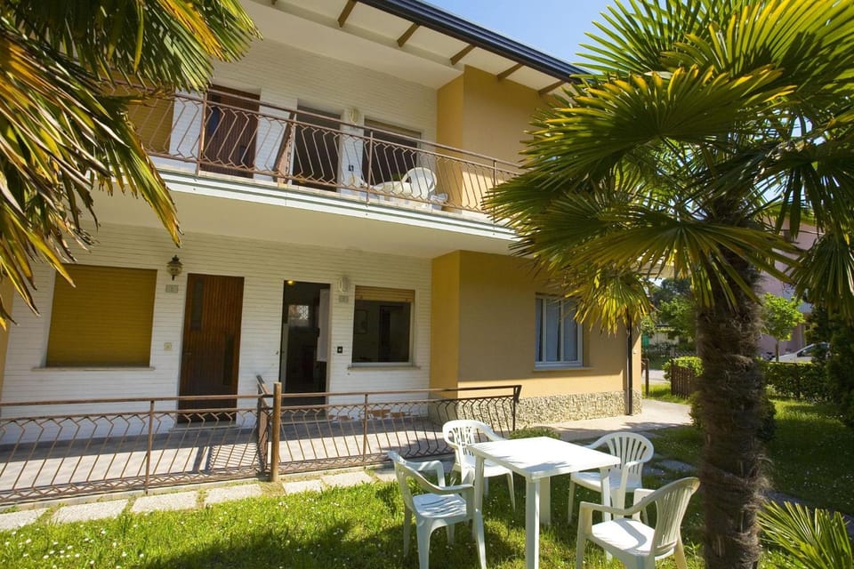Property building, Garden view