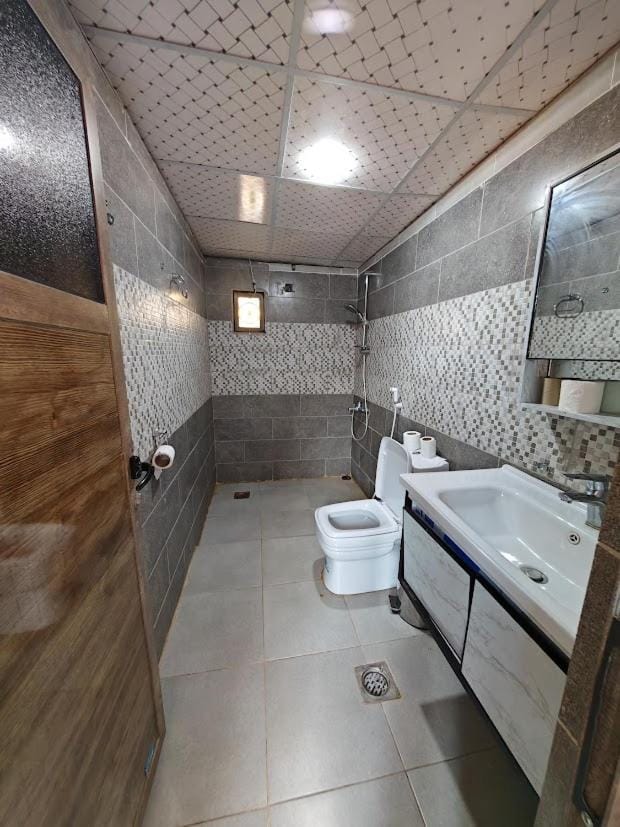 Bedouin Lifestyle Camp Luxury tent in South District