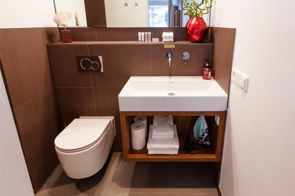 Toilet, Bathroom