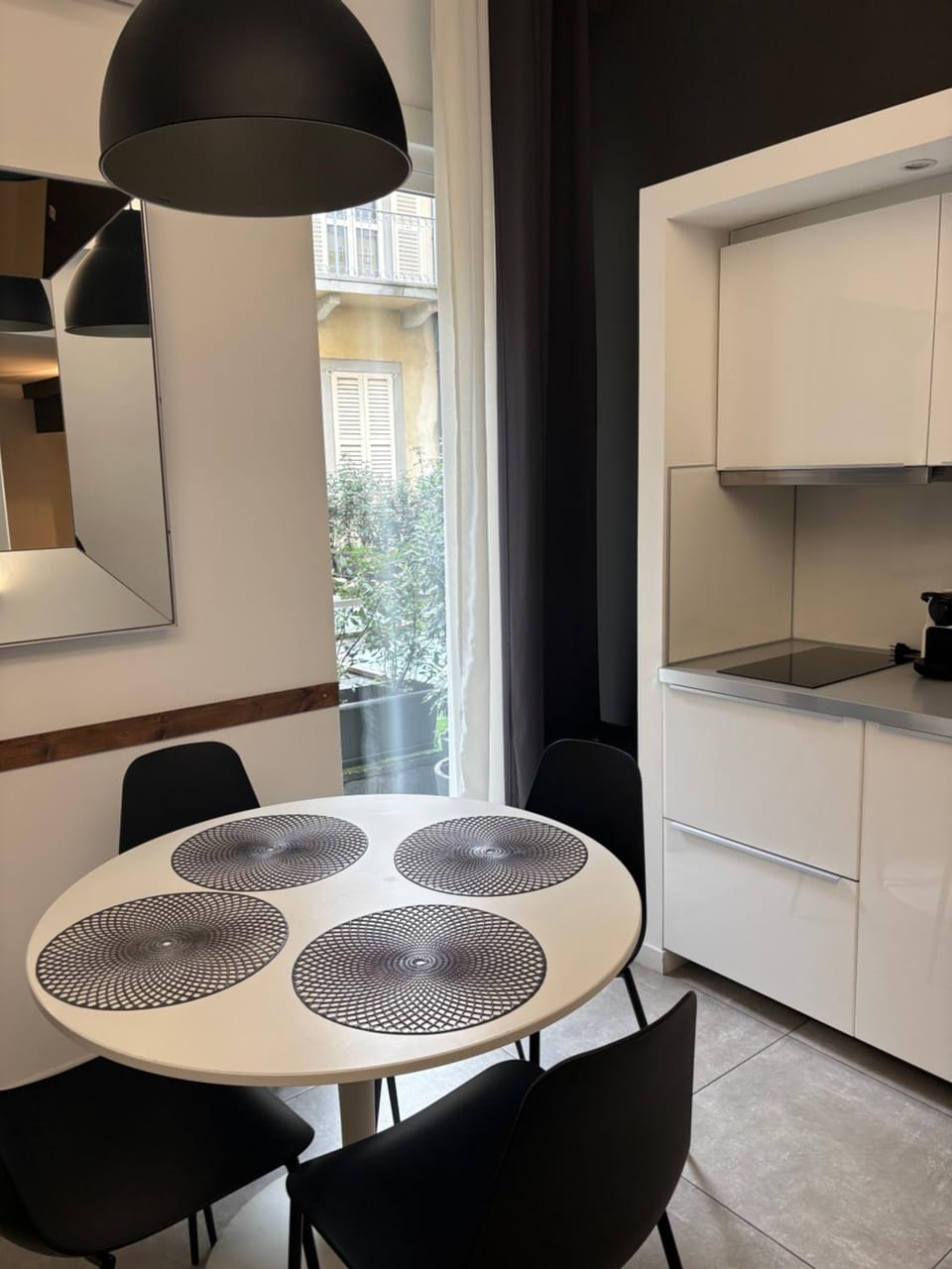 FASHION HOUSE ELVIRA 2 Apartment in Bergamo