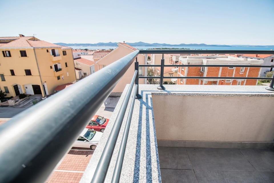 Day, Natural landscape, View (from property/room), Balcony/Terrace, City view, Sea view