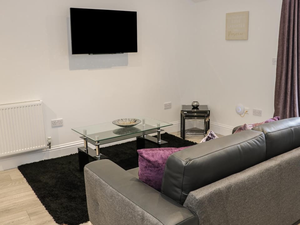 Hoden View House in Wychavon District