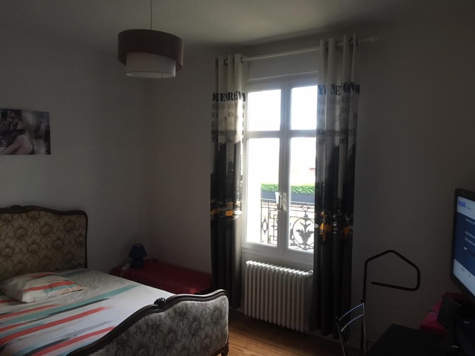 Chambre meublée Vacation rental in Normandy