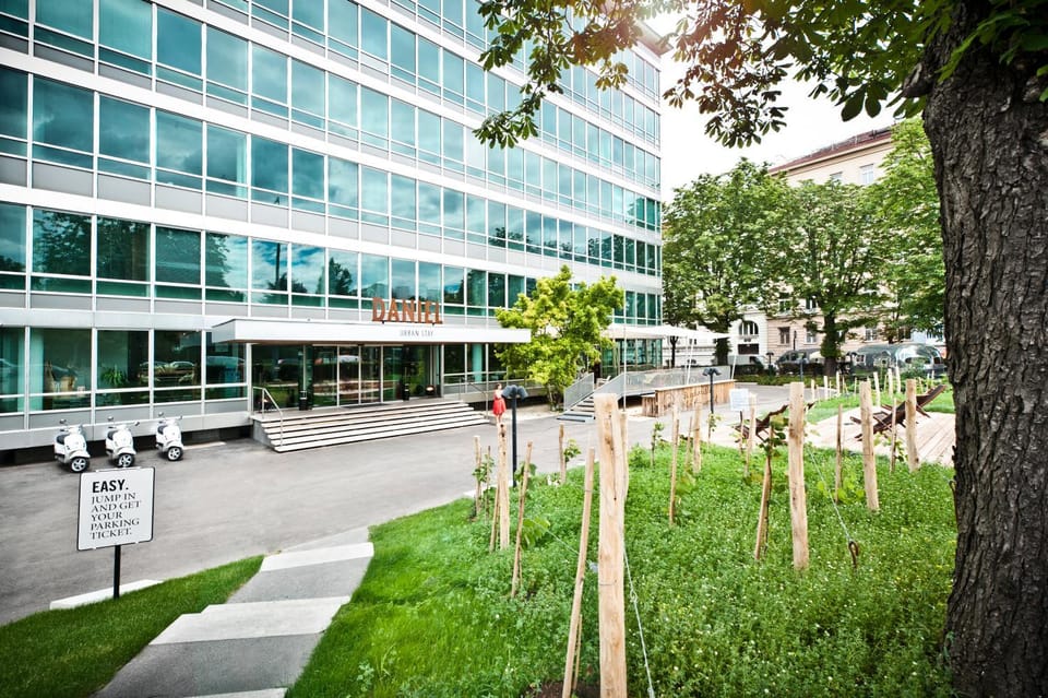 Property building, Garden
