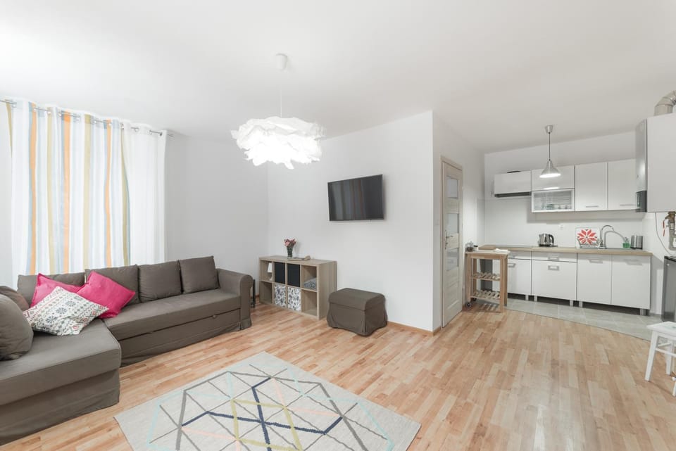 Apartamenty W Starym Ogrodzie Apartment in Lower Silesian Voivodeship