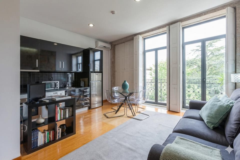 Oporto City View - São Lázaro Apartment in Porto