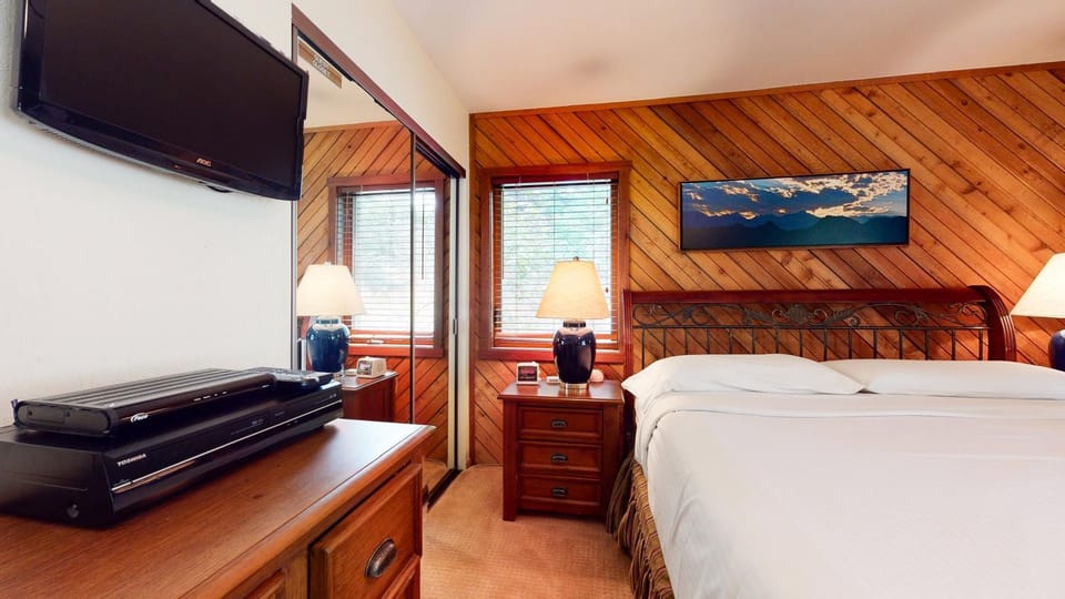 Snowcreek II #202 Condo Apartment in Mammoth Lakes
