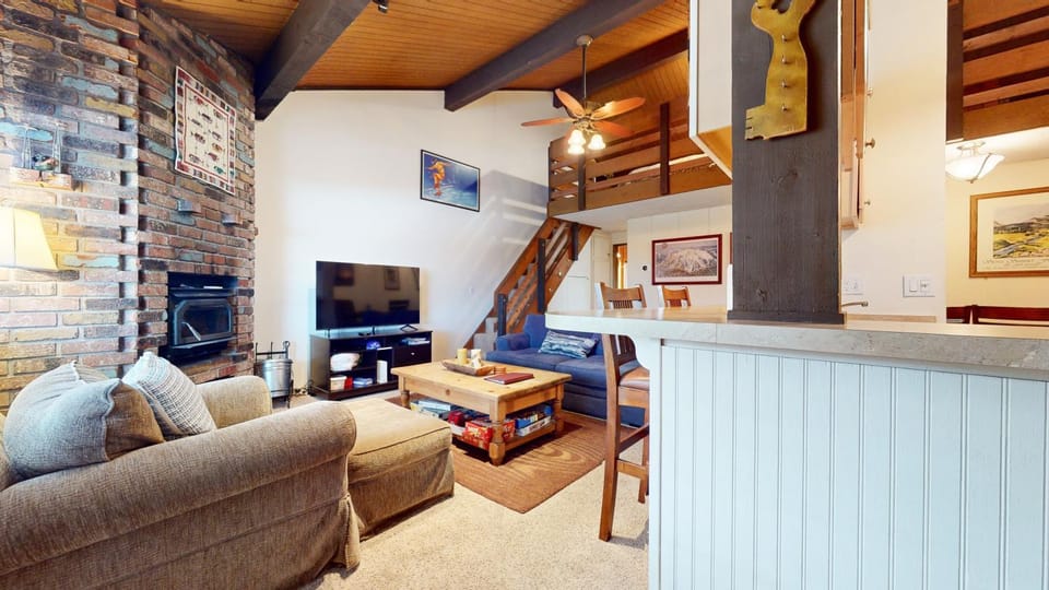 Sierra Manors #75 Condo Apartment in Mammoth Lakes