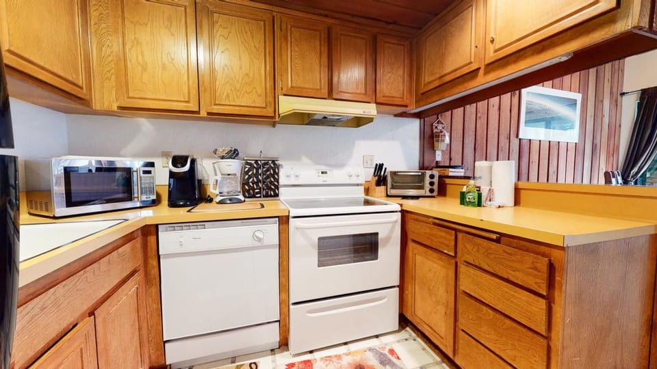 Val D'Isere #3 Condo Apartment in Mammoth Lakes