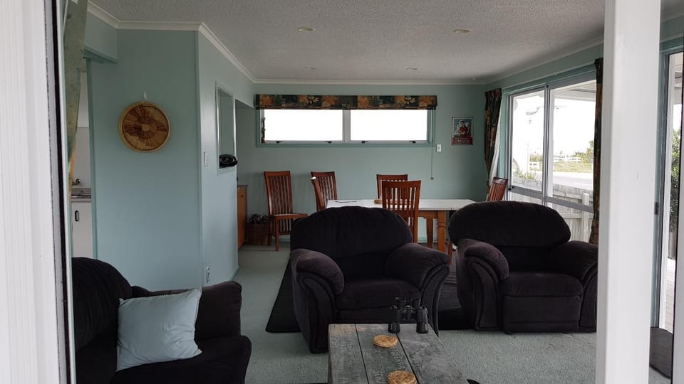 Living room, Dining area, Mountain view, Sea view