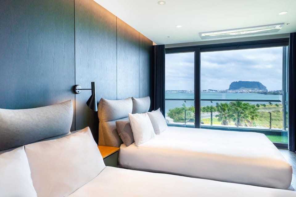 Natural landscape, View (from property/room), Sea view