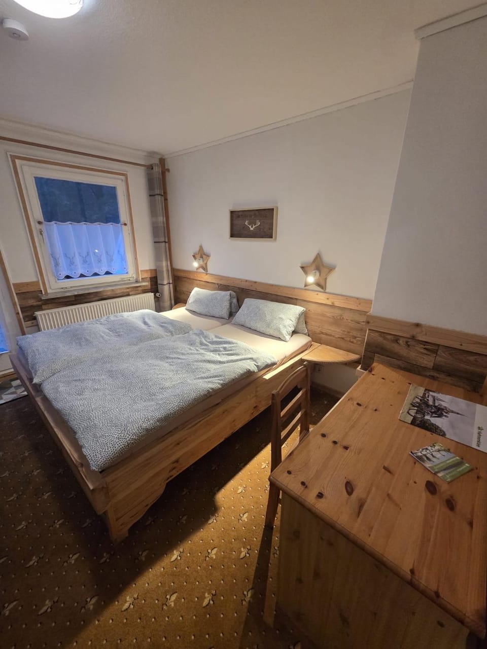 Photo of the whole room