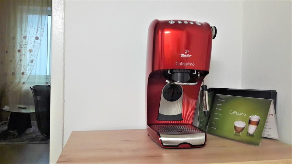 Coffee/tea facilities, Kitchen or kitchenette