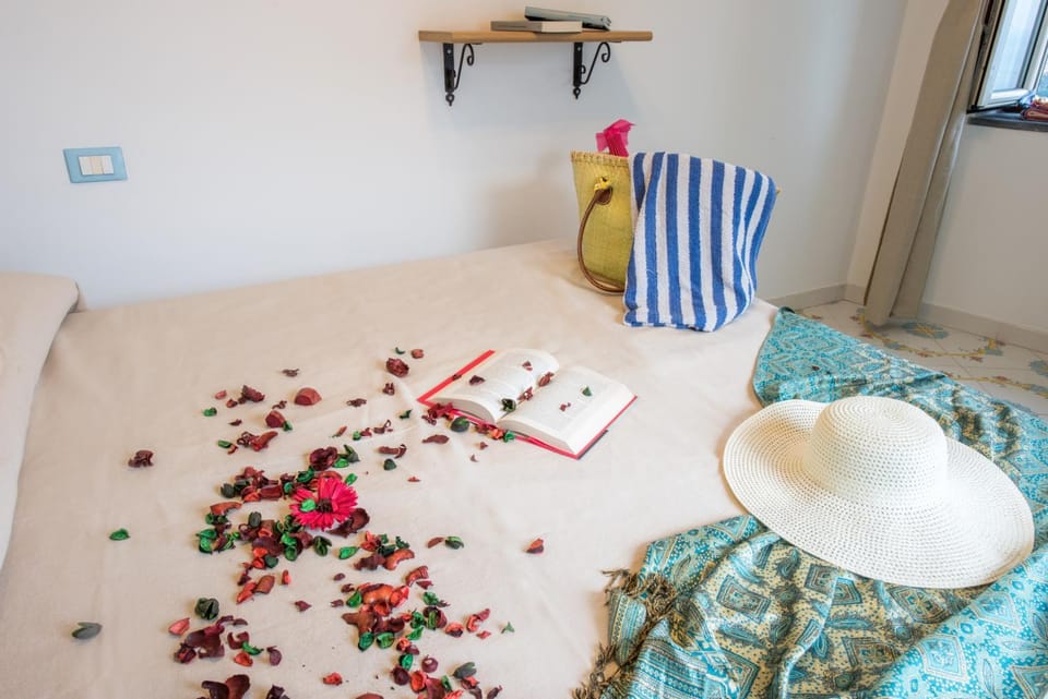 Bed, Decorative detail, Bedroom