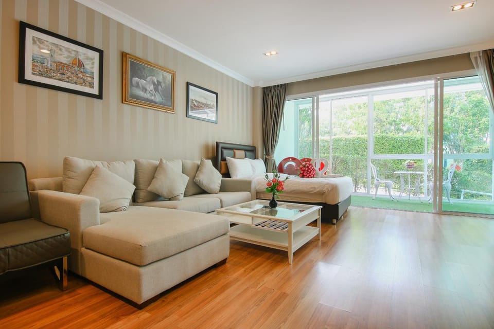 Living room, Other
