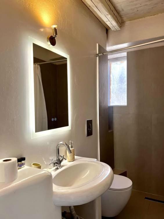 August Elafonisos Bed and Breakfast in Islands