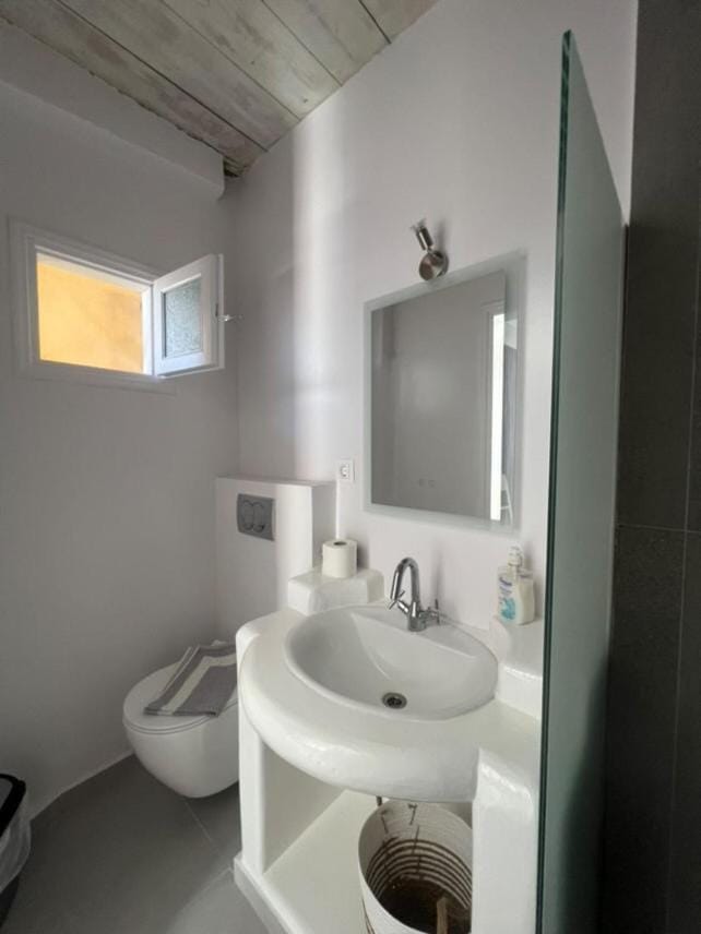 August Elafonisos Bed and Breakfast in Islands