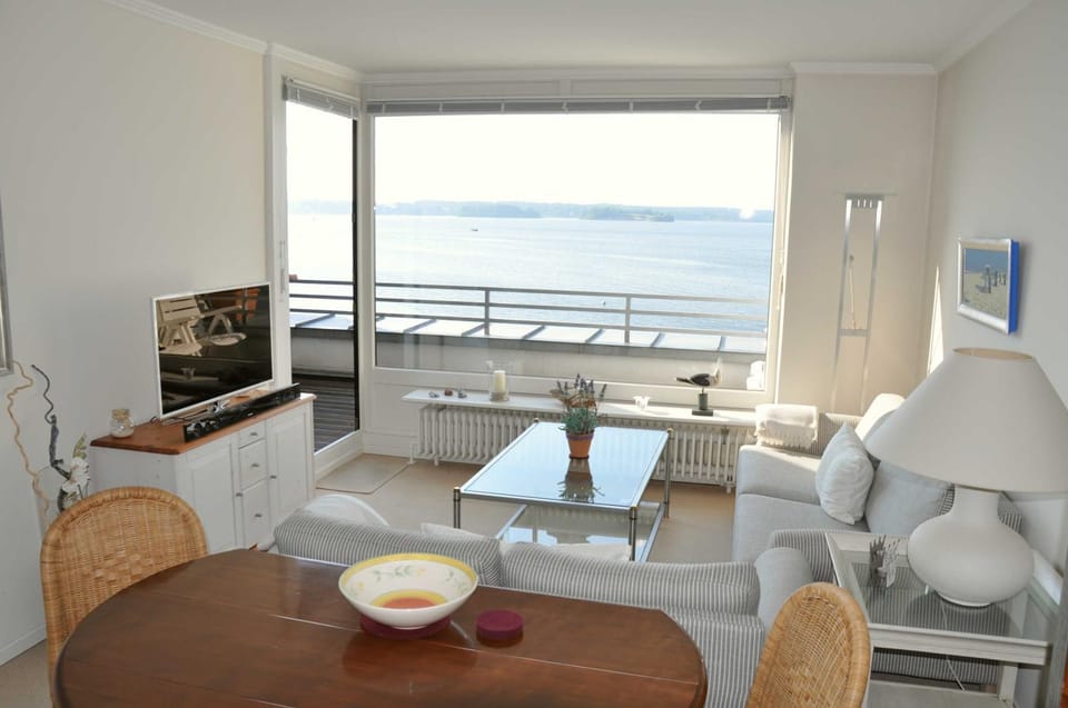 Balcony/Terrace, Living room, Seating area, Sea view