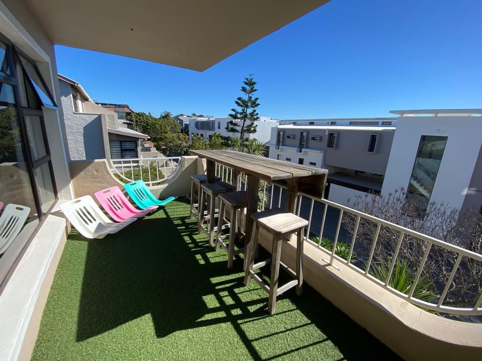 Balcony/Terrace, Garden view