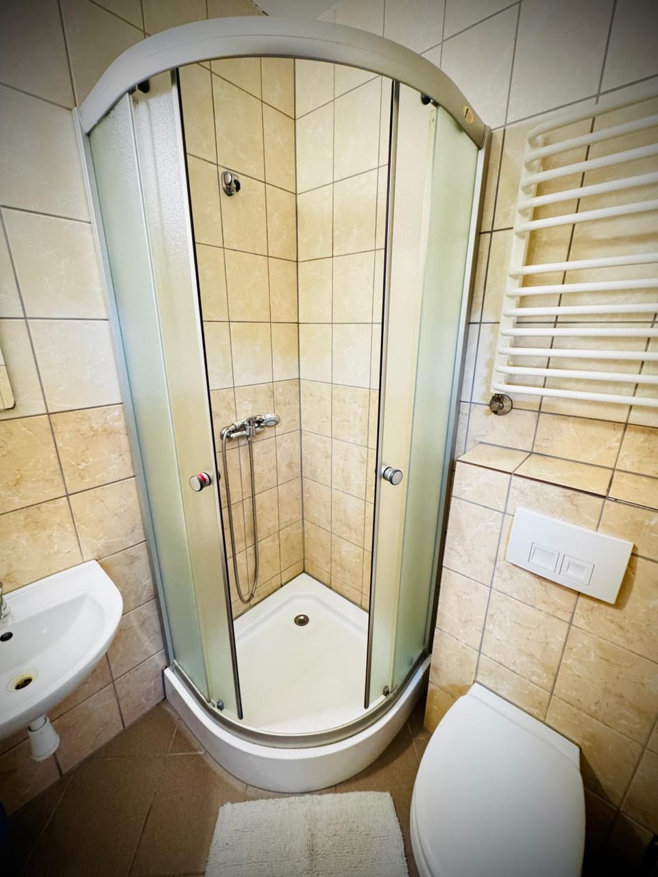 Noclegi "Nad Stawami" Bed and Breakfast in Lower Silesian Voivodeship
