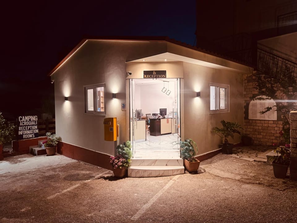 Property building, Night