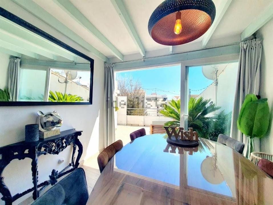 Balcony/Terrace, Dining area