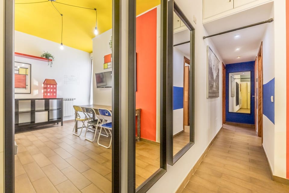 Mondrian House Apartment in Rome